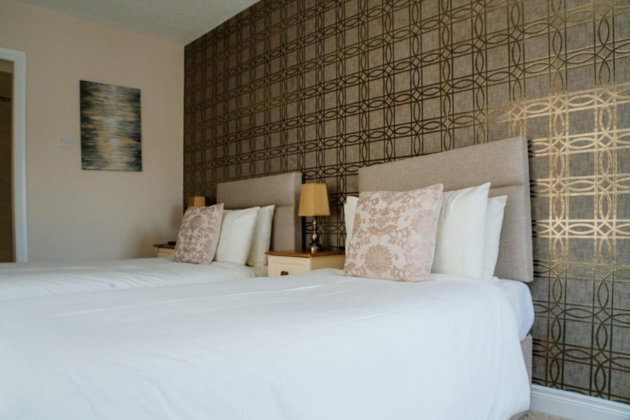 Plougastel House B&B Westport Bagian luar foto