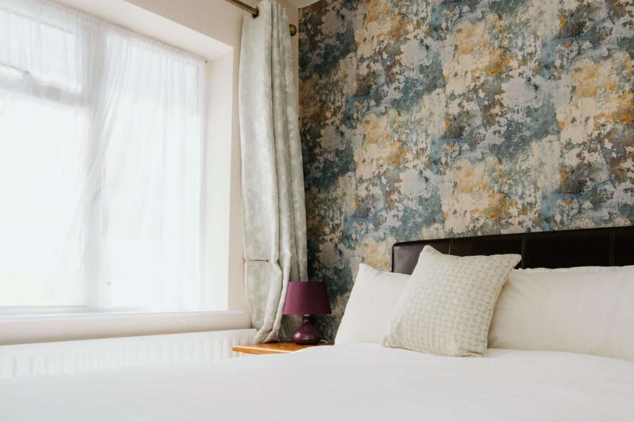Plougastel House B&B Westport Bagian luar foto